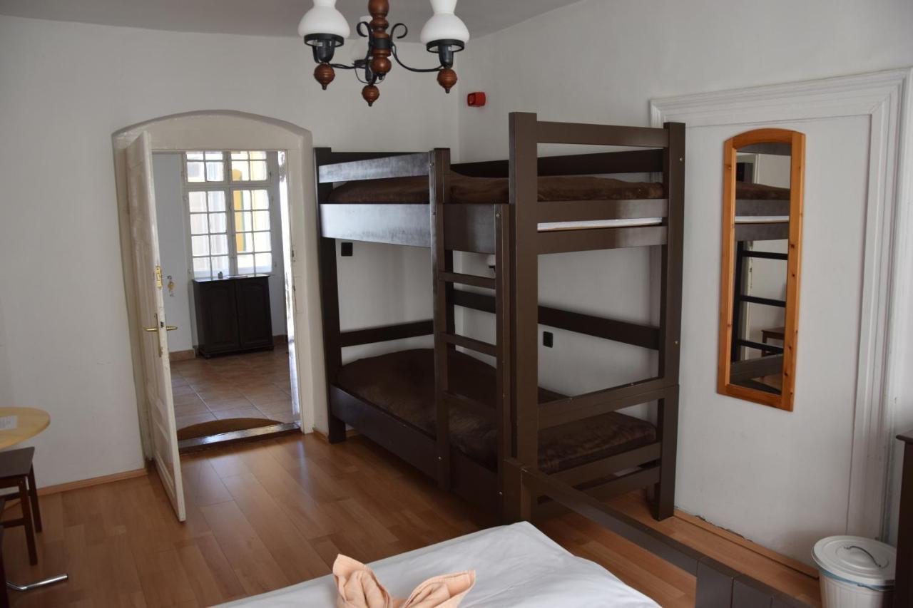 Hauser-bodnar Haz Guest house *
